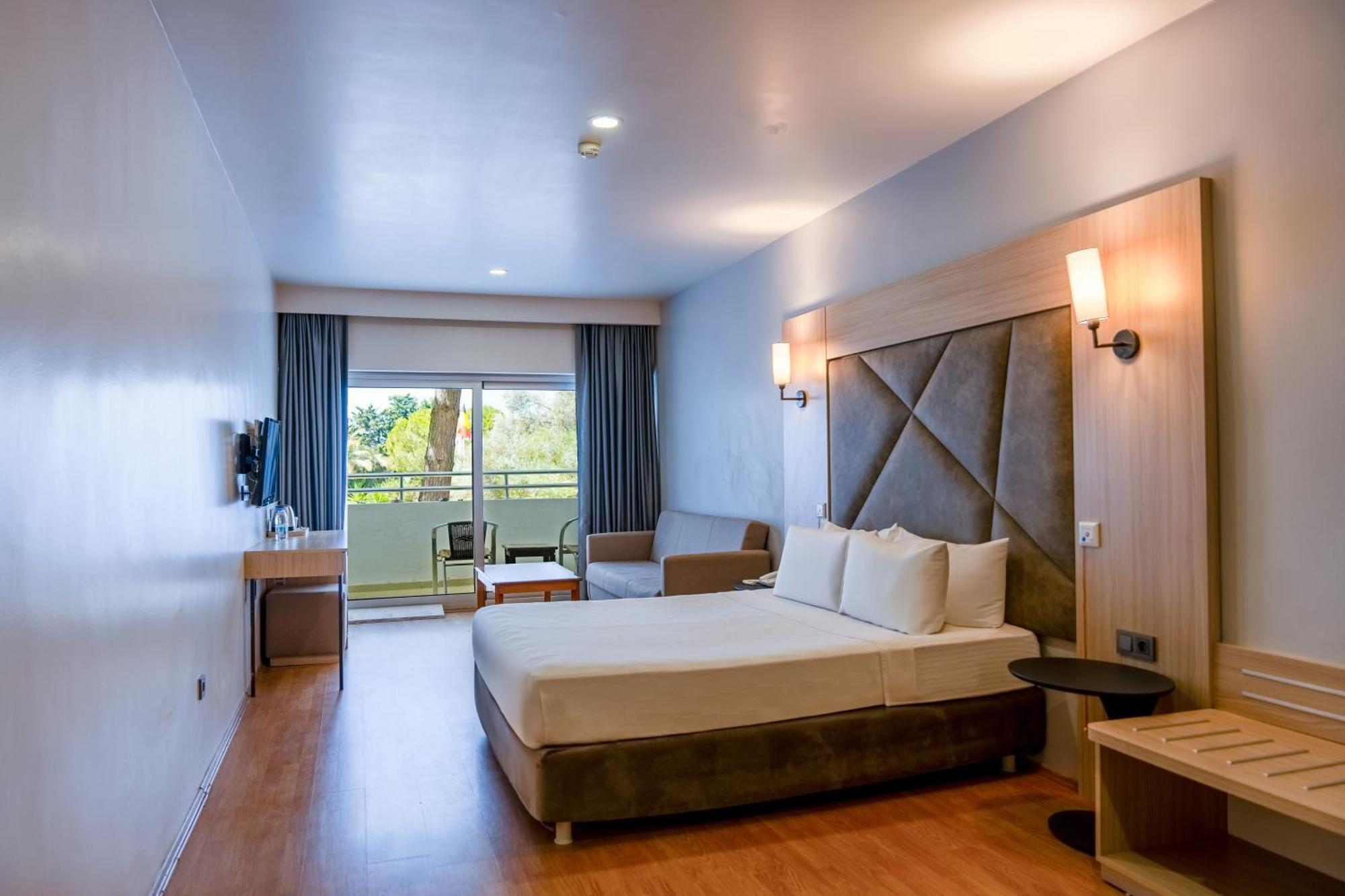 Altin Yunus Hotel & Spa - Çeşme Esterno foto