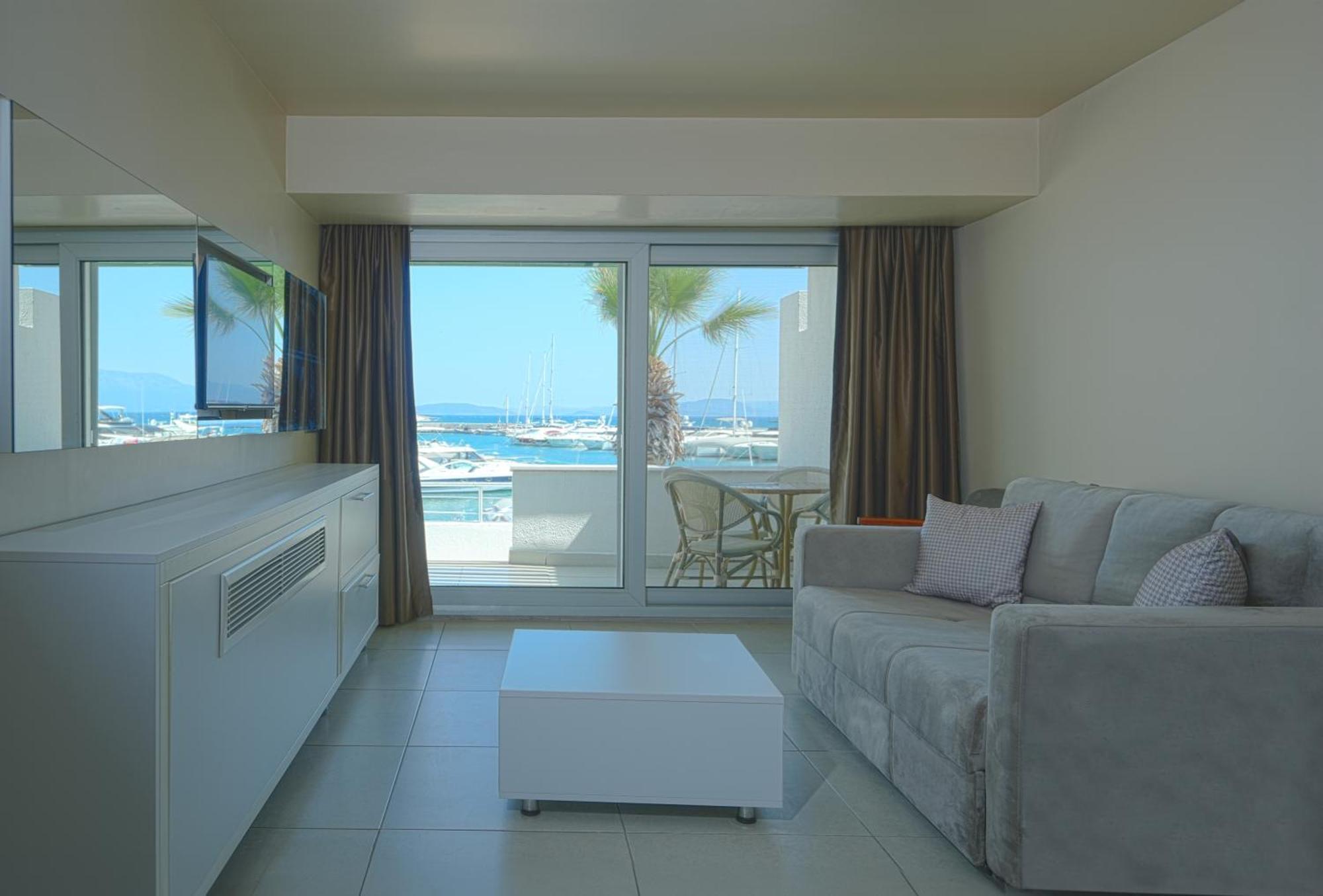 Altin Yunus Hotel & Spa - Çeşme Esterno foto