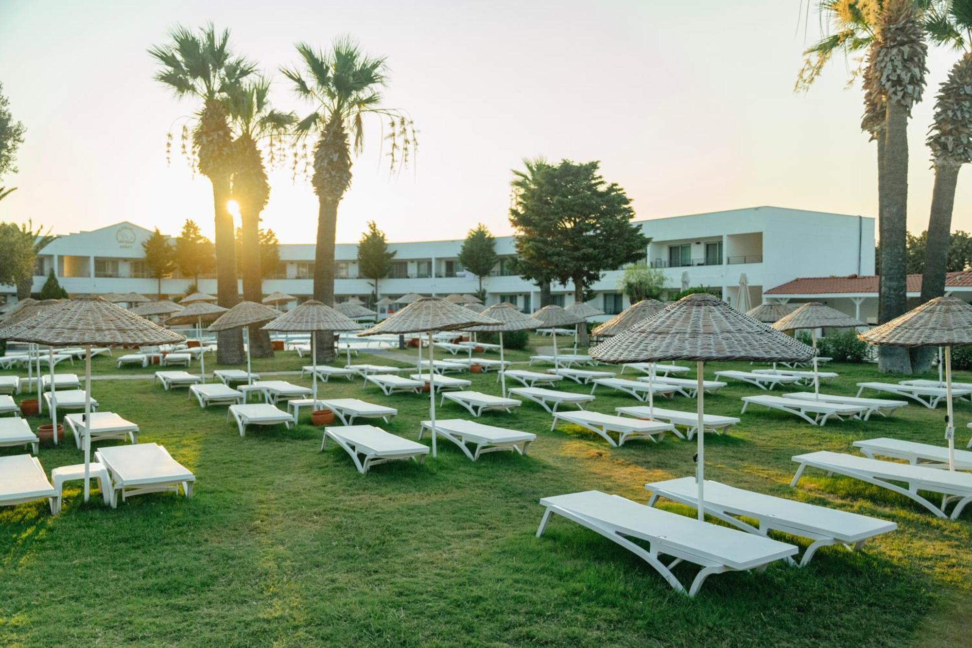 Altin Yunus Hotel & Spa - Çeşme Esterno foto